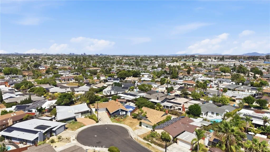 https://cdn.realtyfeed.com/cdn/127/307075882/d792d6eeb1fe9934859904abfd6fbaf8.webp