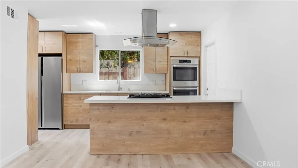 https://cdn.realtyfeed.com/cdn/127/307075882/d80582b35c47a2b7403ce0add318b466.webp