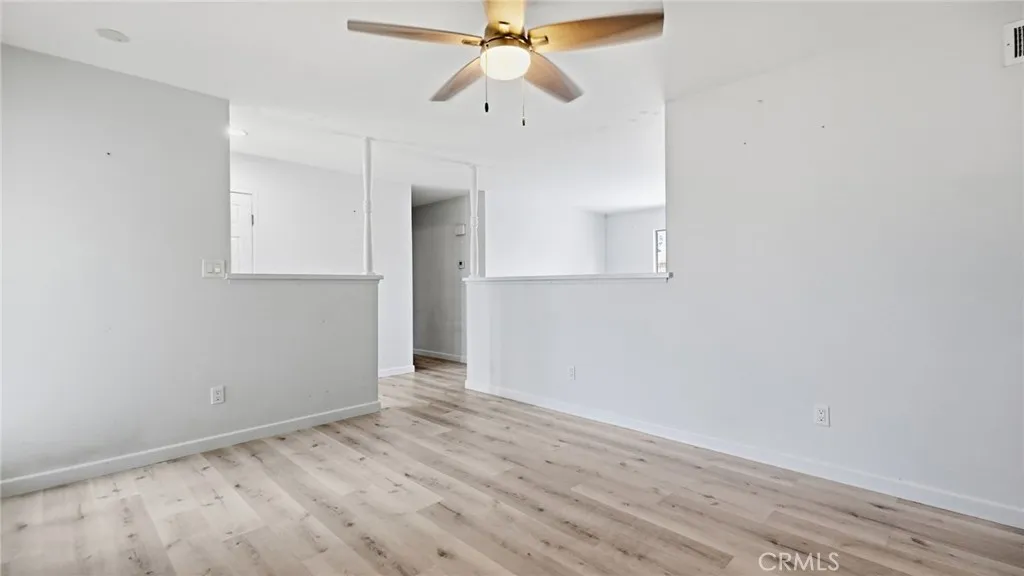 https://cdn.realtyfeed.com/cdn/127/307075882/f6e134681e3c9cd8e2b9431b8b5e57ba.webp