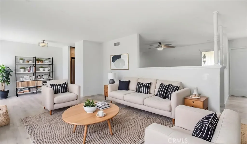 https://cdn.realtyfeed.com/cdn/127/307075882/f98ccc3ca1d01ca2cfa1c2a7068649f0.webp