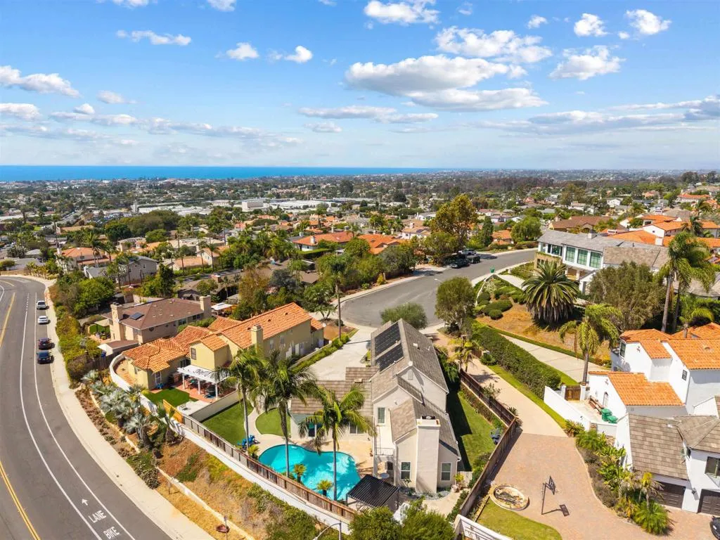 https://cdn.realtyfeed.com/cdn/127/307075933/66a834e2794391963f8a20eaba58e9a5.webp