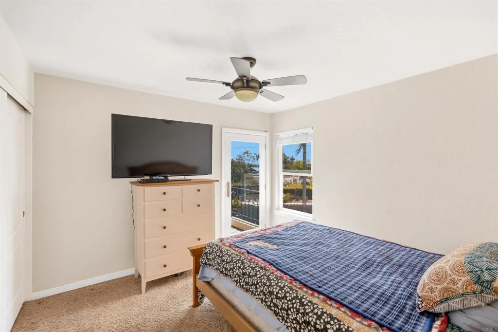 https://cdn.realtyfeed.com/cdn/127/307075933/9cea877d4f020974d79bc0f6de9c01c0.webp