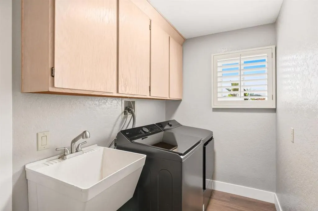 https://cdn.realtyfeed.com/cdn/127/307075933/adf0db29ccd8109b1d167241d6106c98.webp