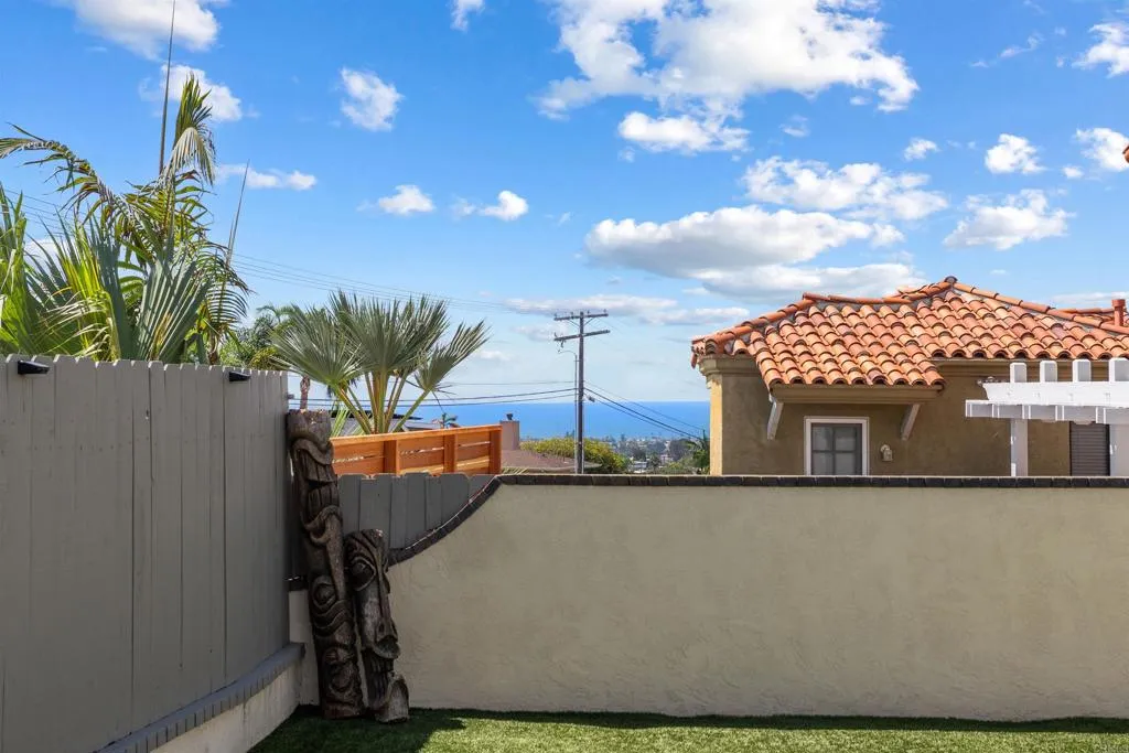 https://cdn.realtyfeed.com/cdn/127/307075933/bfa4898efea19b4b5afcf4bd3ccf81e7.webp