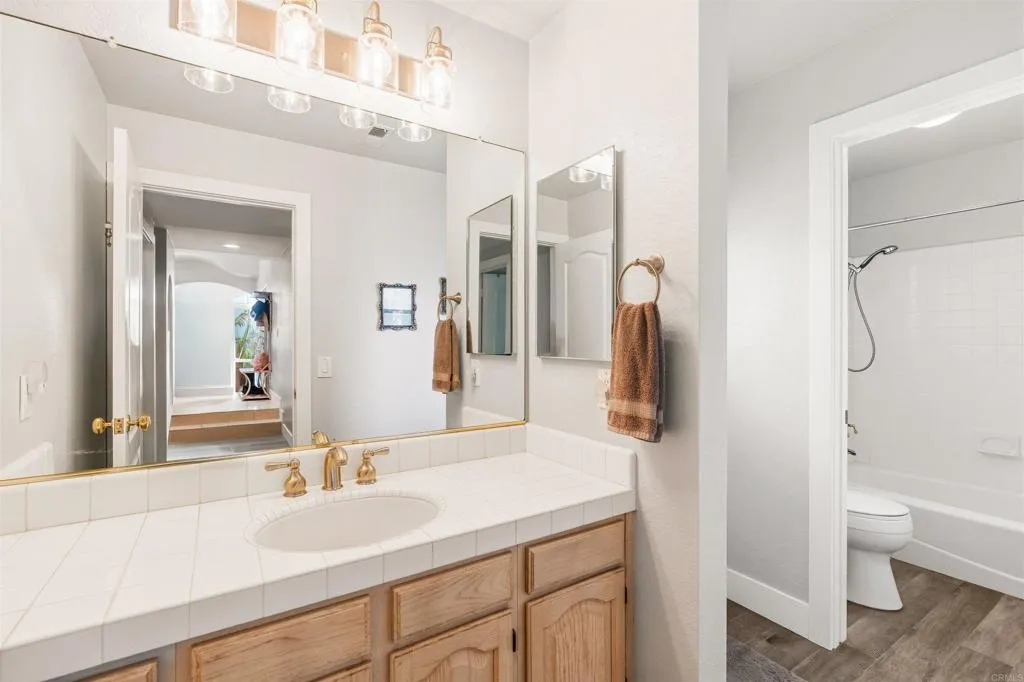 https://cdn.realtyfeed.com/cdn/127/307075933/dcf8a9bf7bb4dcdb14d9f9e8ebc58670.webp