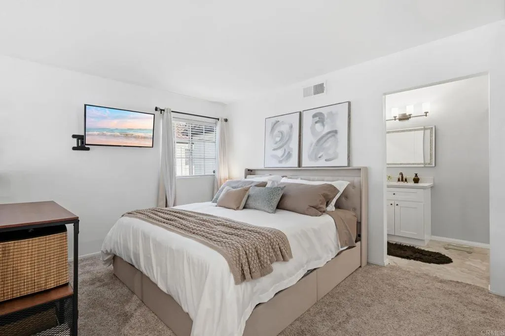 https://cdn.realtyfeed.com/cdn/127/307075977/ad7ee949008b5cef66cf9b4f4723b7b9.webp