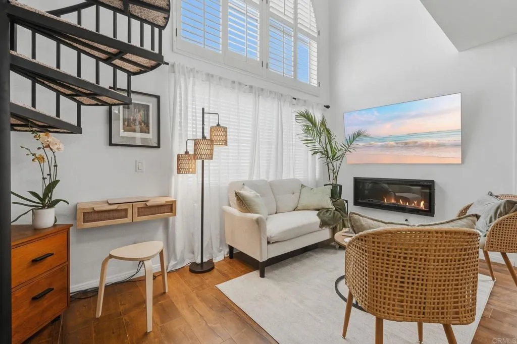 https://cdn.realtyfeed.com/cdn/127/307075977/e82b745ad897f2e7819630c41771673c.webp