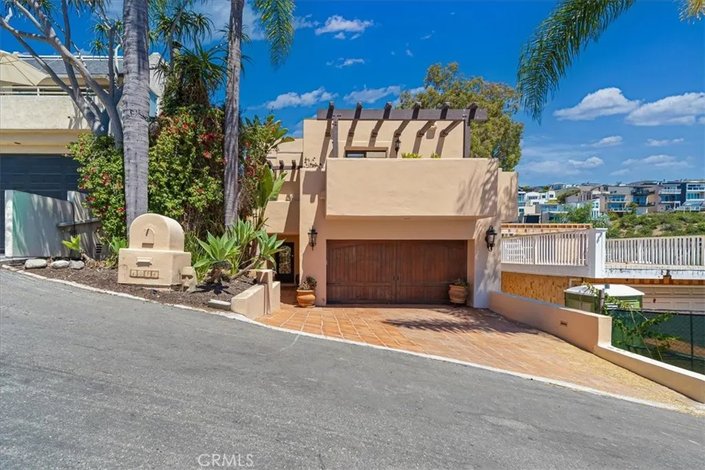 Laguna Beach, CA 92651
