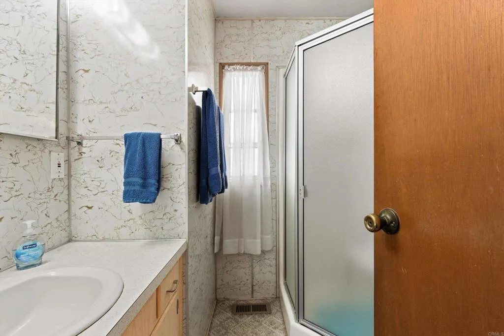 https://cdn.realtyfeed.com/cdn/127/307076017/a2bf035d5e5d8e718fffb77b98ff63a2.webp