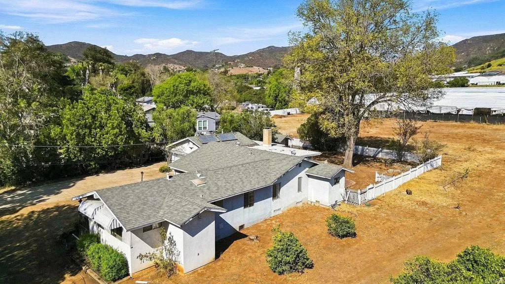 https://cdn.realtyfeed.com/cdn/127/307076036/80057de1fea48da135e12370ded8e9e8.webp