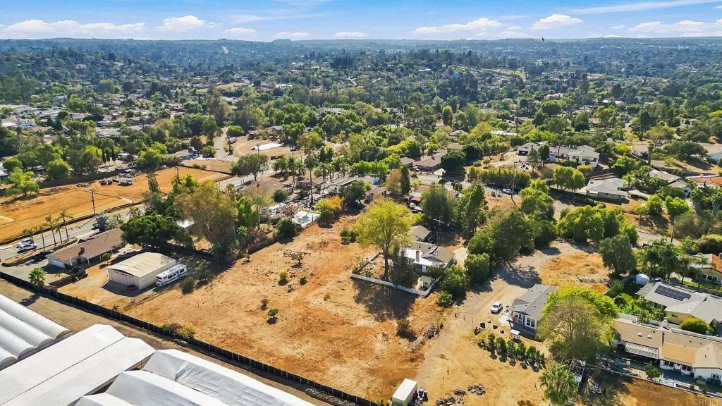 https://cdn.realtyfeed.com/cdn/127/307076036/d0a9f7d32a06888368767c377fee5756.webp