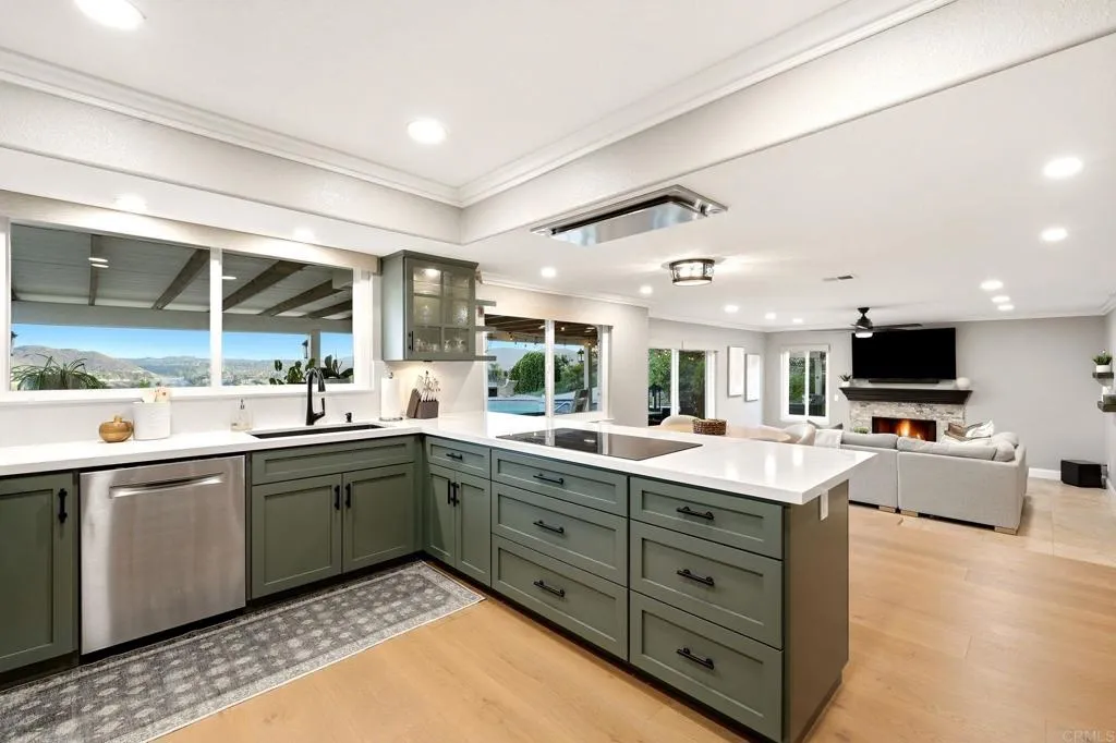 https://cdn.realtyfeed.com/cdn/127/307076072/489d4ee920dab285d03be0f5f81e9f44.webp
