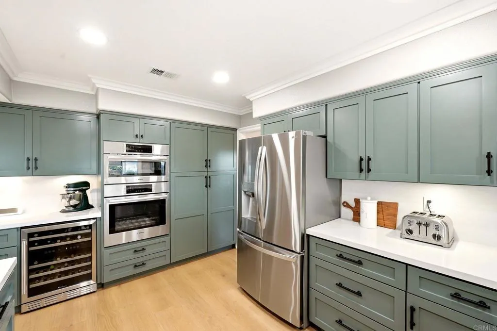 https://cdn.realtyfeed.com/cdn/127/307076072/55389468cd8e32016f2b9cbf3f3f7ff5.webp