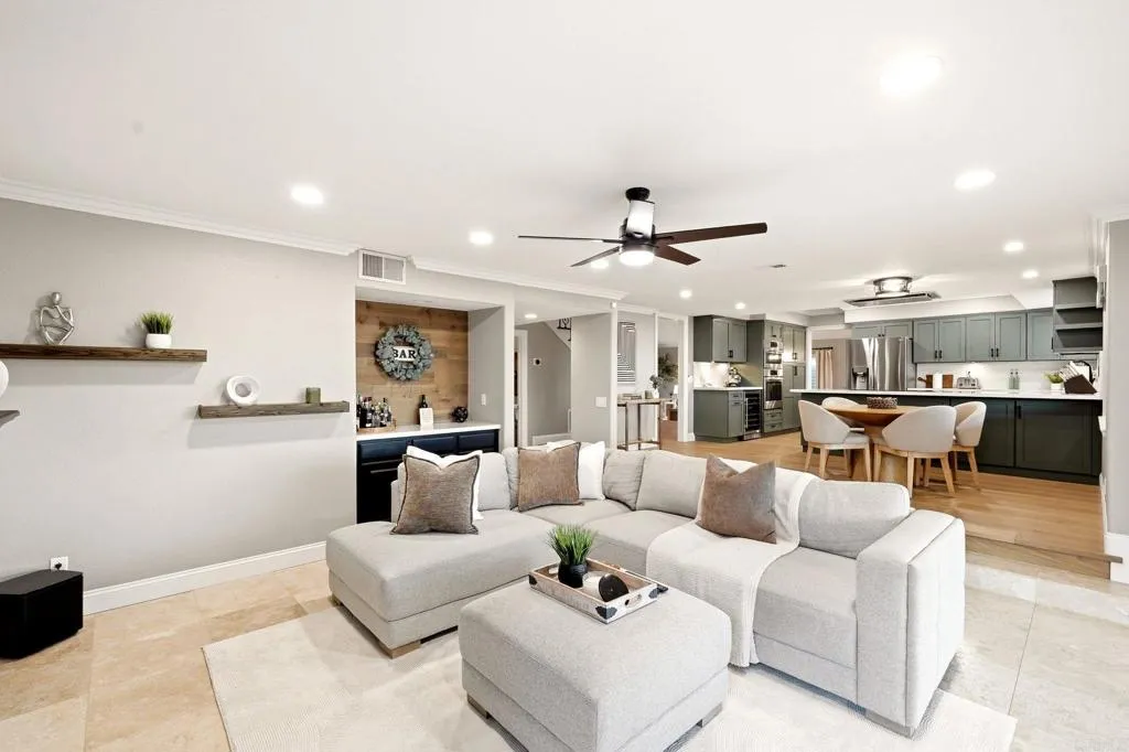 https://cdn.realtyfeed.com/cdn/127/307076072/623578ceae5c46d914fed63de0ac400d.webp