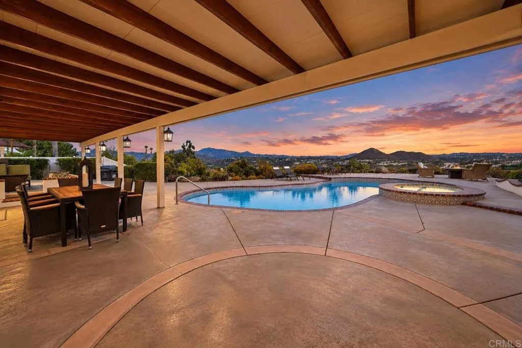 https://cdn.realtyfeed.com/cdn/127/307076072/826c8b599d08250620815a71aaa3b352.webp