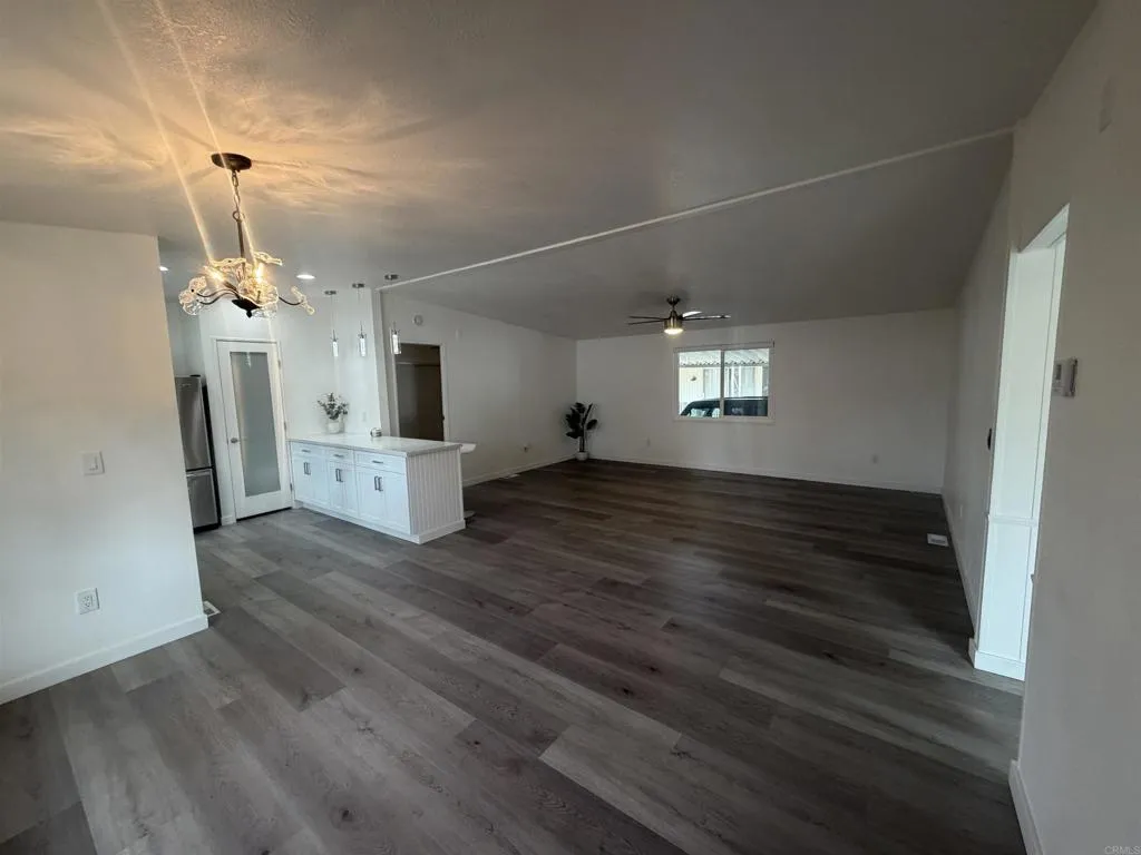 https://cdn.realtyfeed.com/cdn/127/307076148/61fb61d73413b15b6abe7637da4ee061.webp