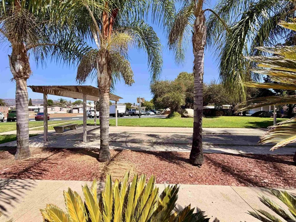 https://cdn.realtyfeed.com/cdn/127/307076148/effbeb7fc80e63b5e431395edd170c76.webp