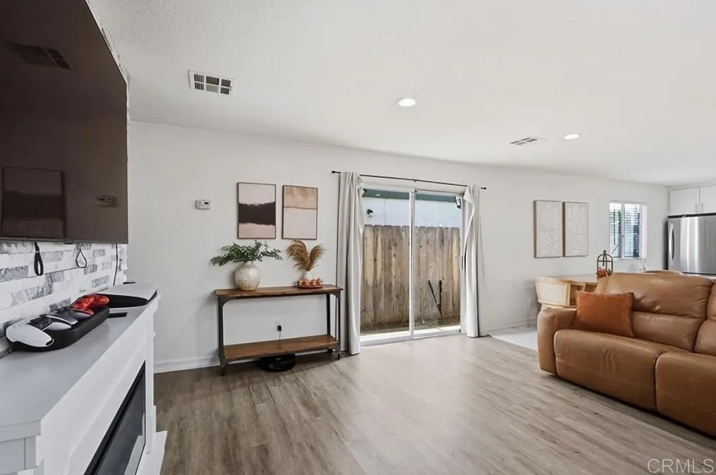 https://cdn.realtyfeed.com/cdn/127/307076170/82fa7773d7f44bab76e96e0d6cbfd406.webp