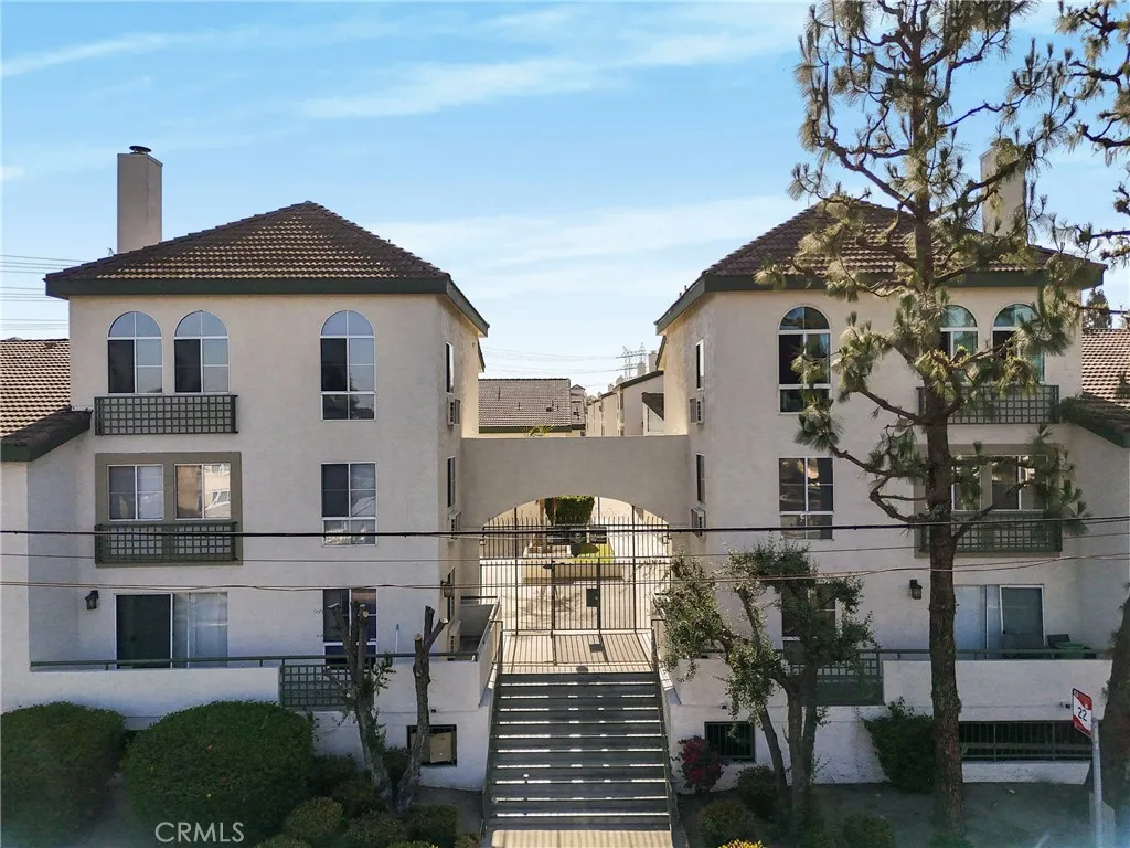 Paramount, CA 90723