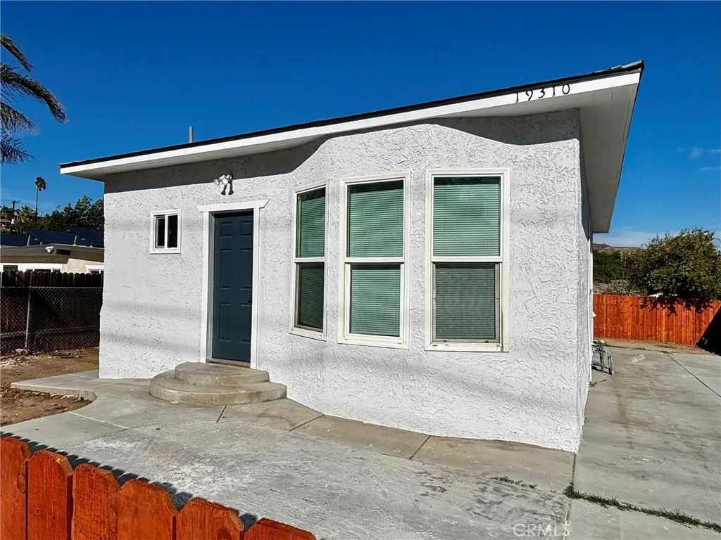 Corona, CA 92881
