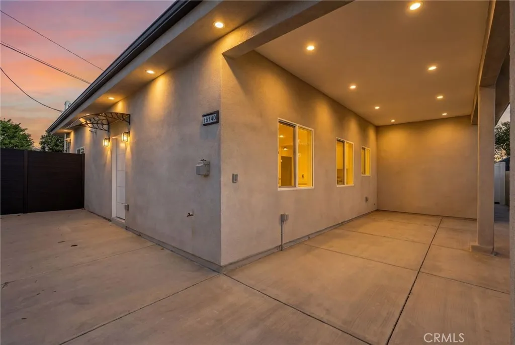 North Hills, CA 91343