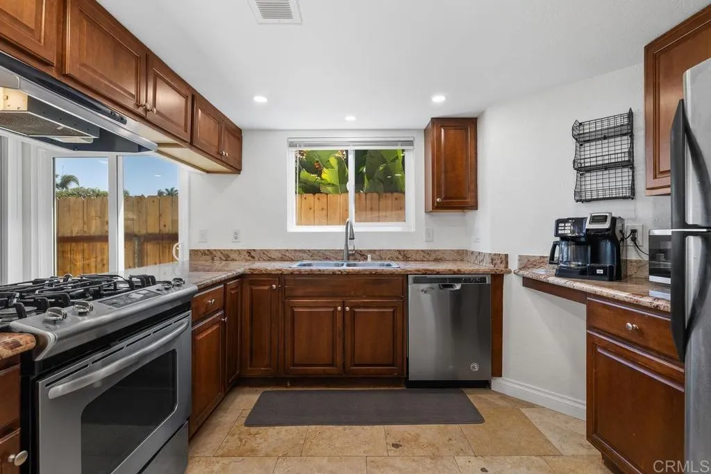 https://cdn.realtyfeed.com/cdn/127/307076231/99675d99ff9acae2de29f1b8df5e6f70.webp