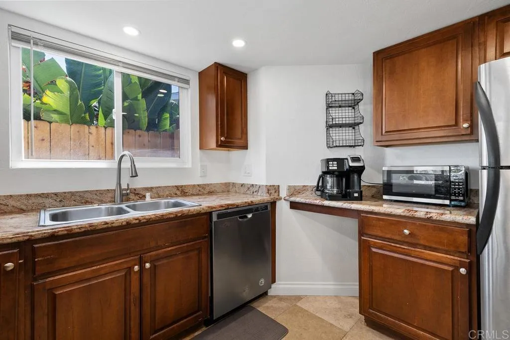 https://cdn.realtyfeed.com/cdn/127/307076231/b7bf69cb3e65a756cf3f22f56dff52f6.webp