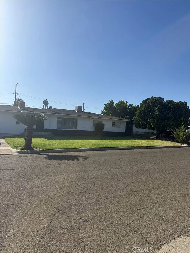 2105 N Archie