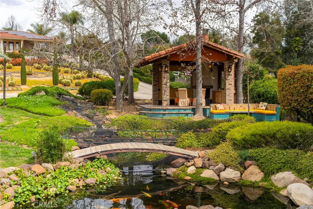 https://cdn.realtyfeed.com/cdn/127/307076318/18e6df8b5c04bdf383f47e29b8775b14.webp