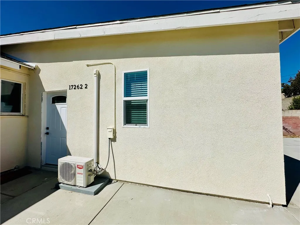 Fontana, CA 92335