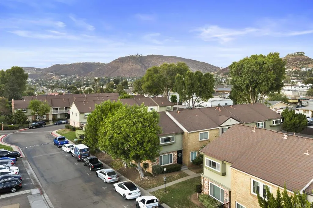 https://cdn.realtyfeed.com/cdn/127/307076401/4baa6b83015d09466334d537e2740b1b.webp