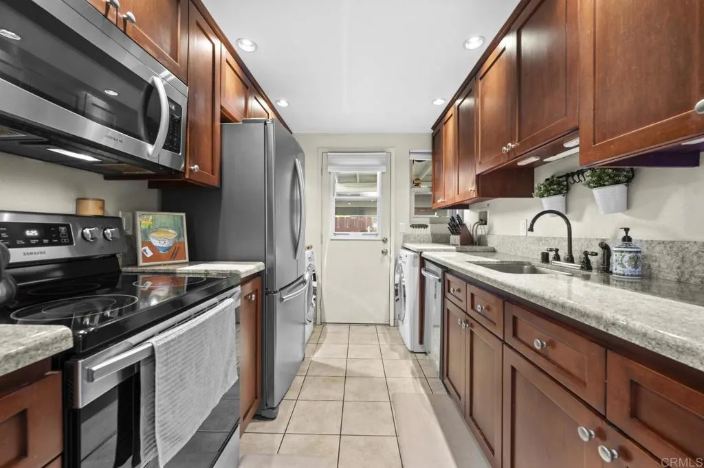 https://cdn.realtyfeed.com/cdn/127/307076401/8ea1bfbe68de1efe46120a4bca12286f.webp