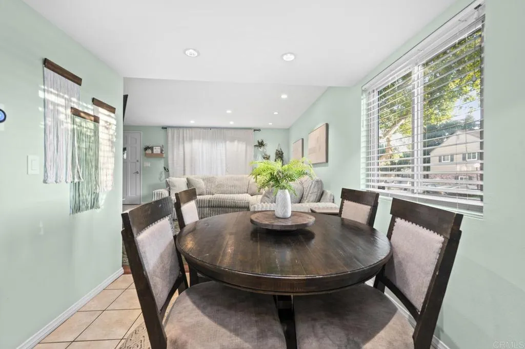 https://cdn.realtyfeed.com/cdn/127/307076401/b2bde5e72c2a3f3ab56e033614714e62.webp