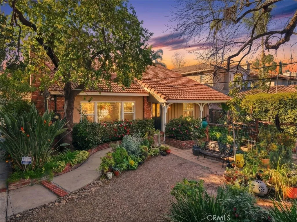 Encino, CA 91436