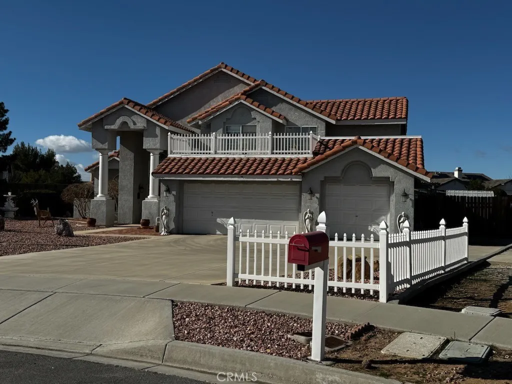 Apple Valley, CA 92308