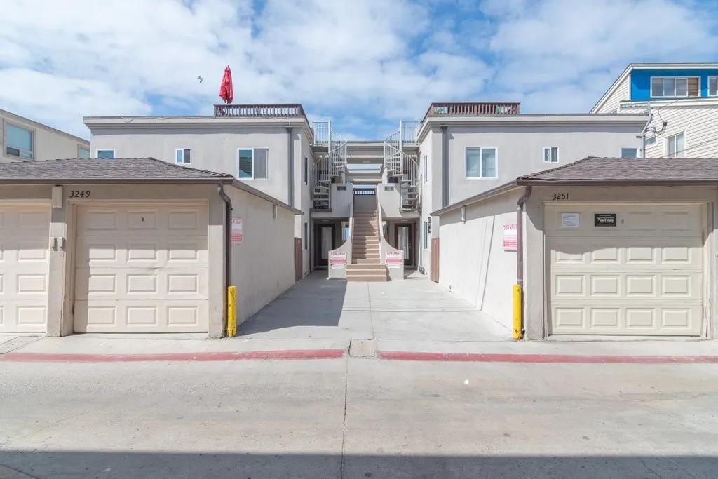 https://cdn.realtyfeed.com/cdn/127/307076410/590786c22001723d53813b8d4ae97bce.webp
