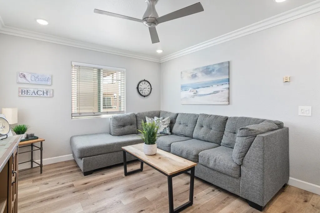 https://cdn.realtyfeed.com/cdn/127/307076410/70889a6c163ede54d925e1a7368e782c.webp
