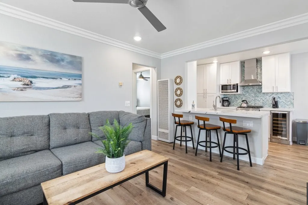 https://cdn.realtyfeed.com/cdn/127/307076410/a97abfcd3454fdb4c9f3b29a1521d9bb.webp