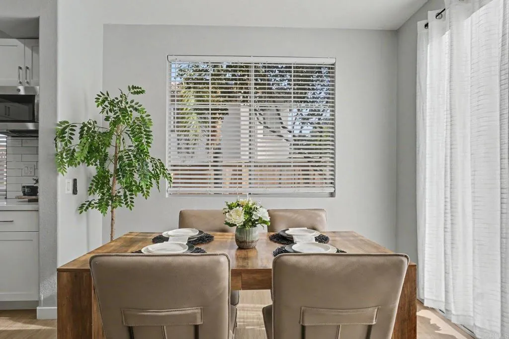 https://cdn.realtyfeed.com/cdn/127/307076447/6ce4f297ed4f323ee58cfaffbbbc83dc.webp