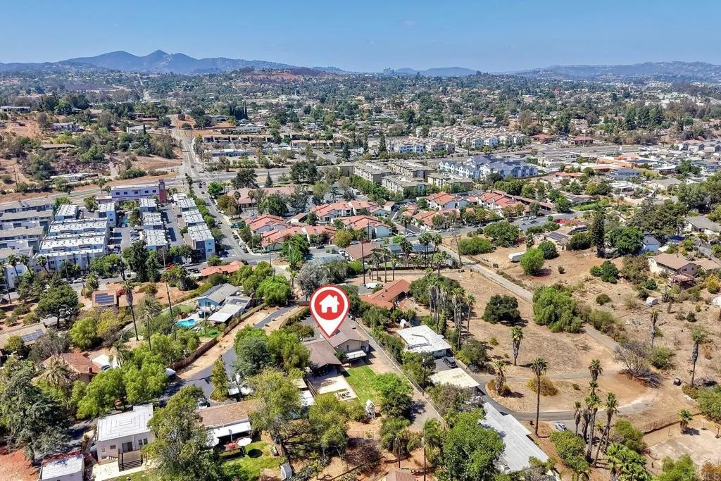 https://cdn.realtyfeed.com/cdn/127/307076471/18727a127433371c70b970d8ad78673a.webp