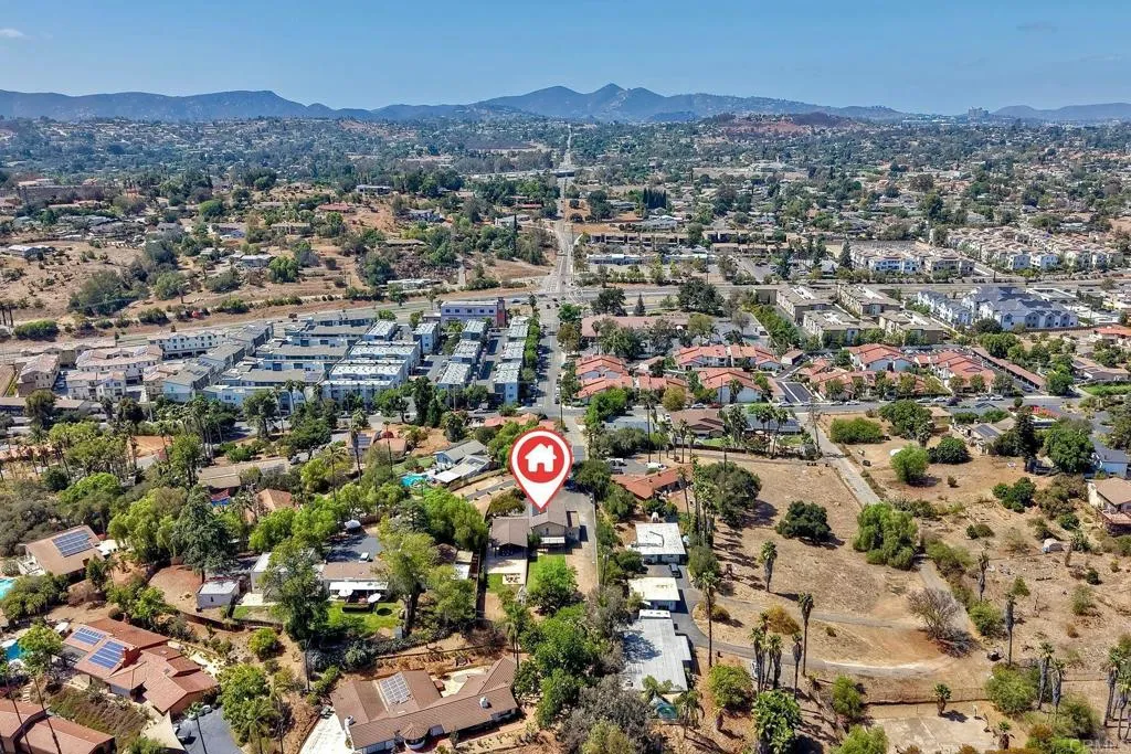 https://cdn.realtyfeed.com/cdn/127/307076471/87a9f5f8b3e682c0ff72fdd05fa114ab.webp