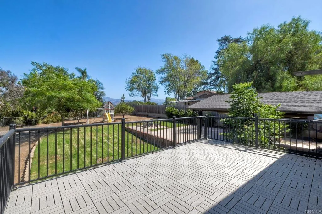 https://cdn.realtyfeed.com/cdn/127/307076471/efc9dda637a0fc0b2f8c24165ebfc228.webp