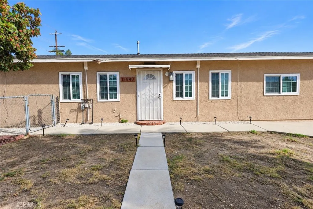 Pacoima, CA 91331