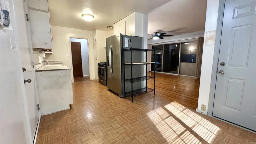 https://cdn.realtyfeed.com/cdn/127/307076492/141cc8683186c455394b4de3702e3596.webp