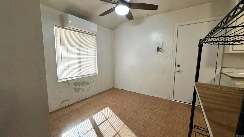https://cdn.realtyfeed.com/cdn/127/307076492/8bd168e2aa33a42871dcbae63b3e9bc2.webp