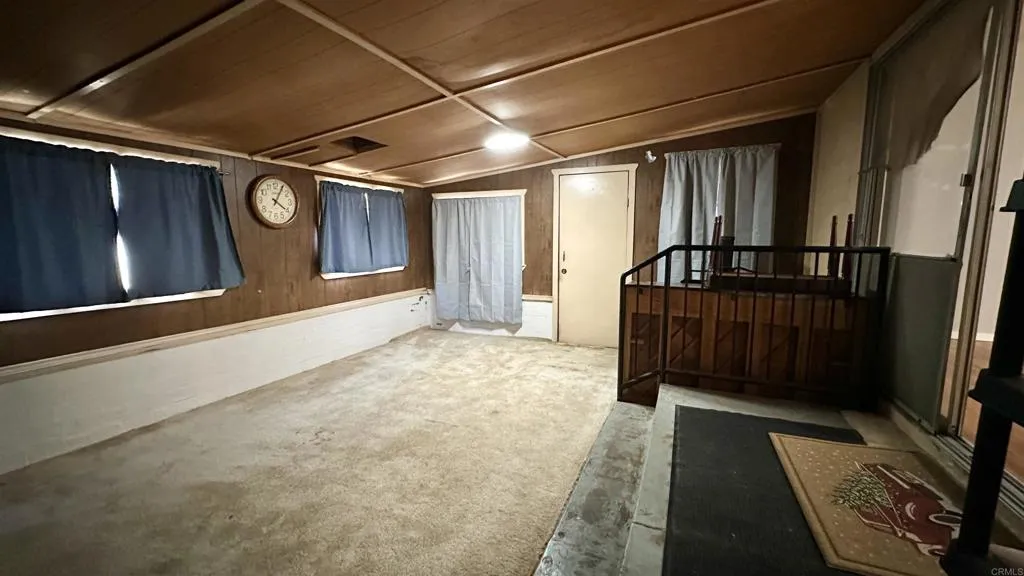 https://cdn.realtyfeed.com/cdn/127/307076492/8ffb5a8aa1468516134b44c0732cdc1e.webp
