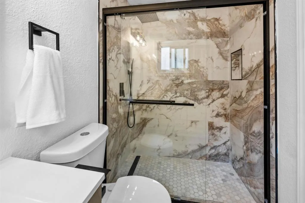 https://cdn.realtyfeed.com/cdn/127/307076493/7df4e5e2fe0c366436b9d9e97eb2e11a.webp
