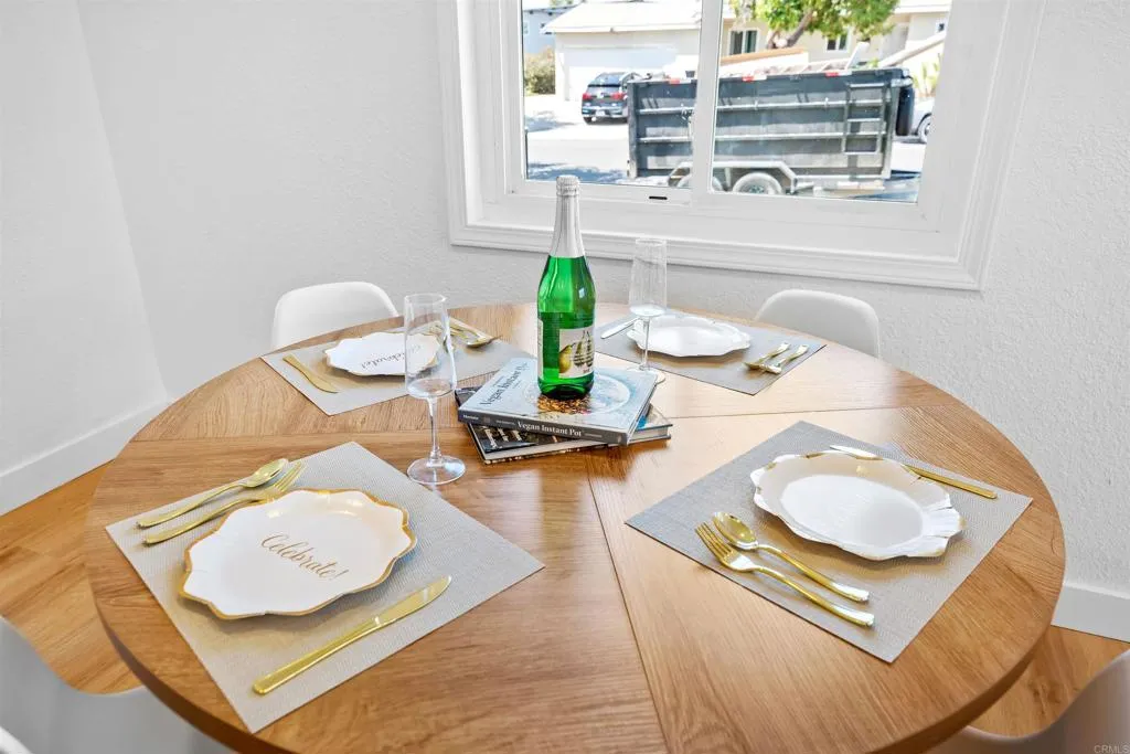 https://cdn.realtyfeed.com/cdn/127/307076493/96ffc516059bd7ae94427ab2af9f061b.webp