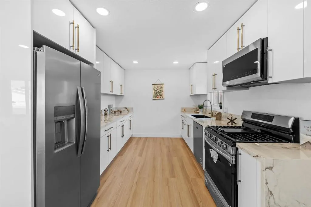 https://cdn.realtyfeed.com/cdn/127/307076493/c9e2ee3a1a9430781a6d352a60e4c979.webp