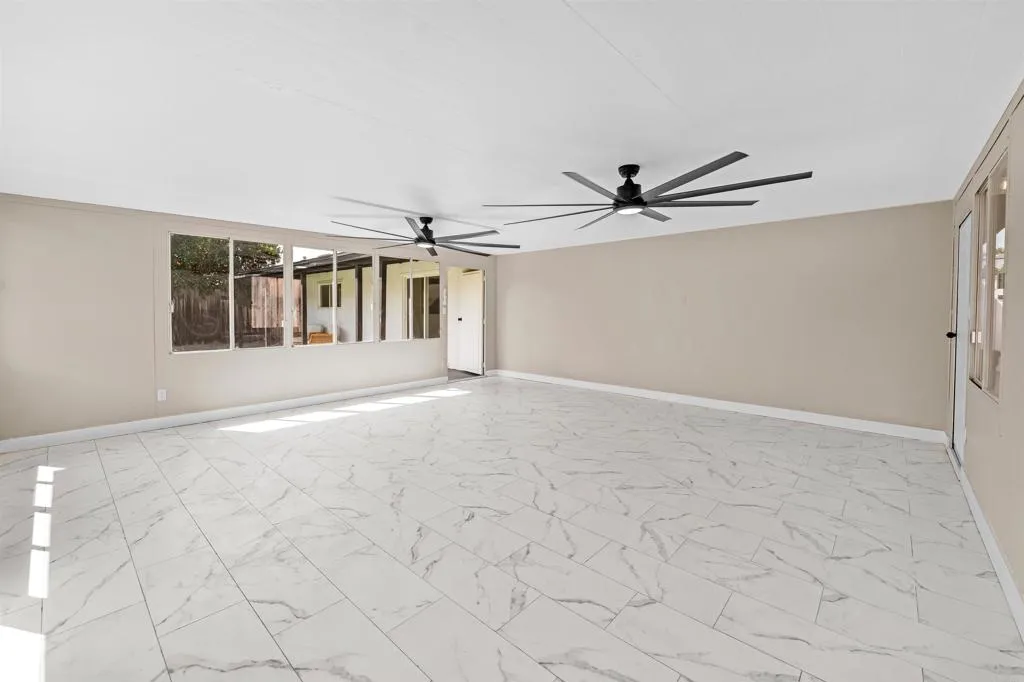 https://cdn.realtyfeed.com/cdn/127/307076493/d7cf440eeb516bc1e4bd3fa8b153df55.webp